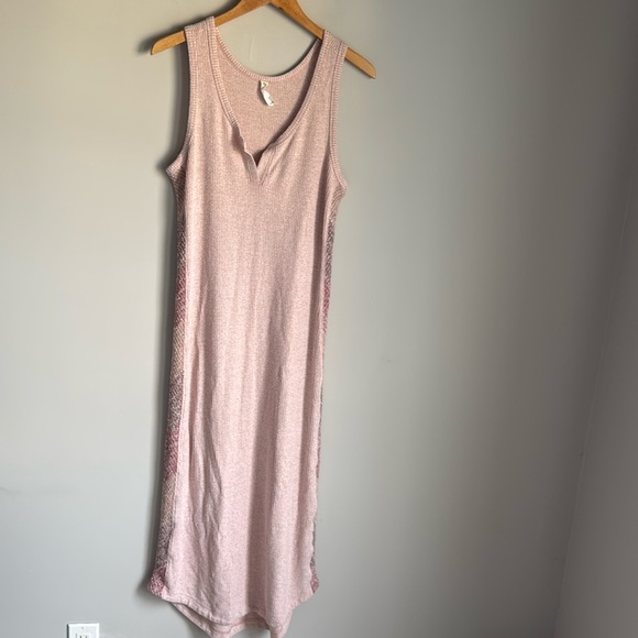 Anthropologie Cream Midi Dress - Picture 2 of 12